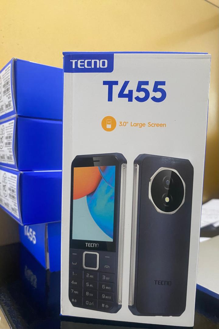 Tecno T455- 3.0" Inch, FM Radio, Opera Mini, Battery 2000mAh Dual sim- Black